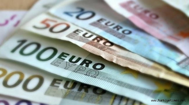 Euro/Dolar paritesi, Avrupa Parlamentosu seçimlerinin ardından son bir ayın en düşük seviyesini gördü